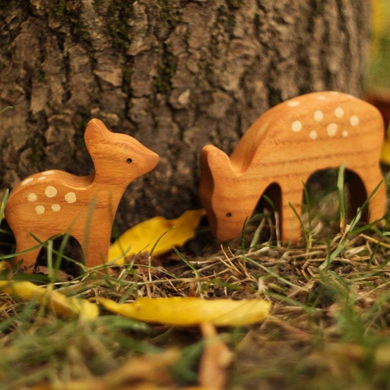 Wooden Mum & Baby Deer (set of 2) - Mikheev Manufactory - Hilltop Toys